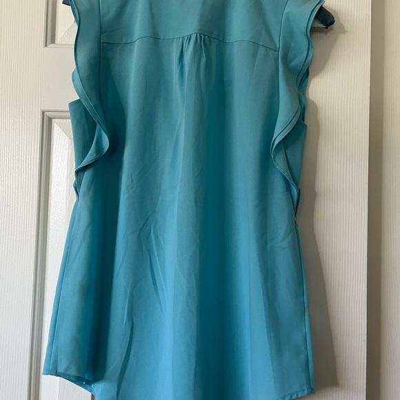 J. Crew flutter sleeve button blouse in light blue, size 0 - Picture 3 of 8